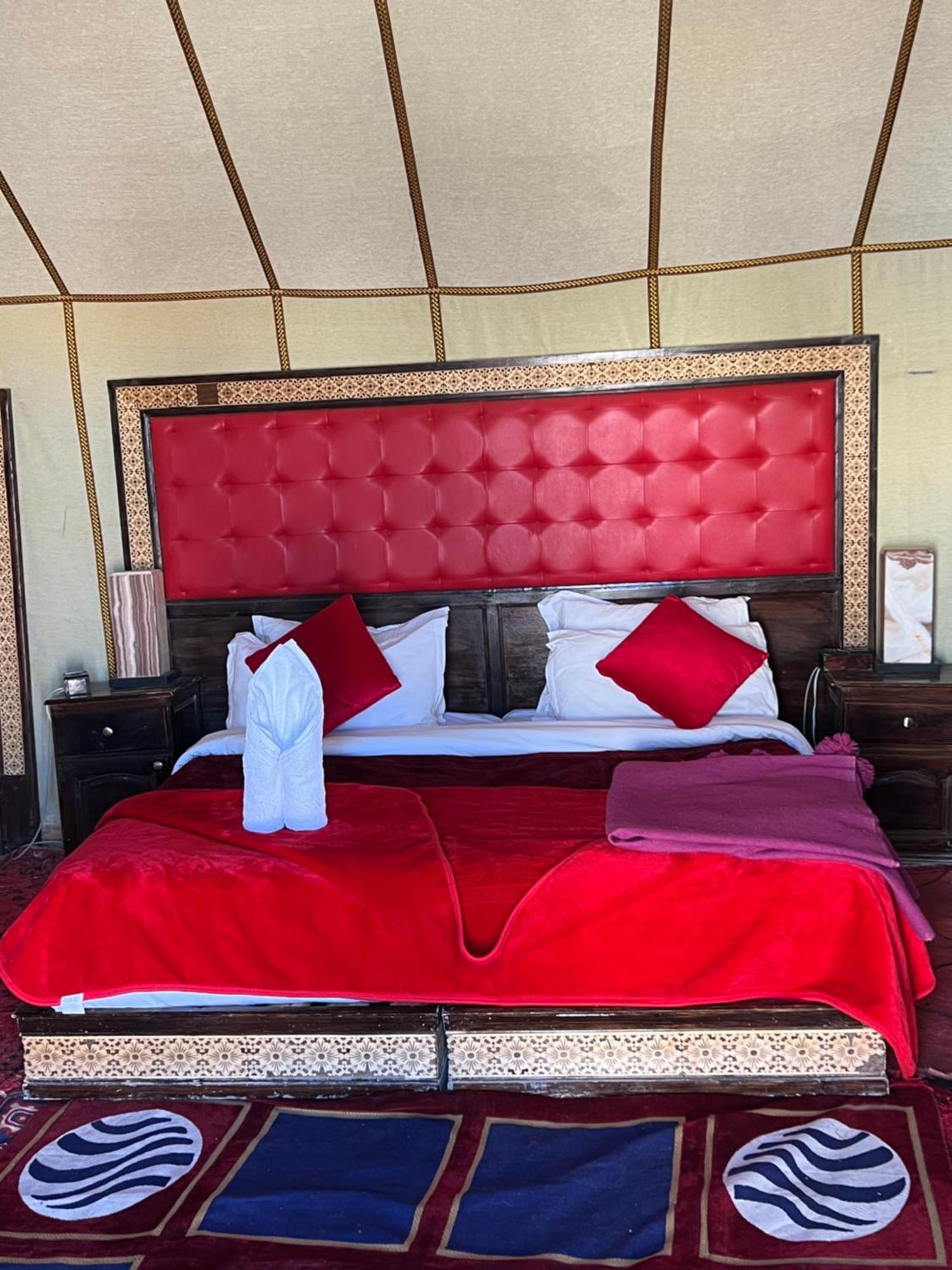 Luxury tent Finest Luxury Camp 5*